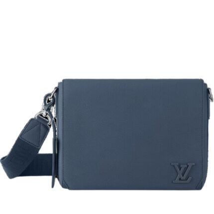 LOUIS VUITTON TAKEOFF MESSENGER
