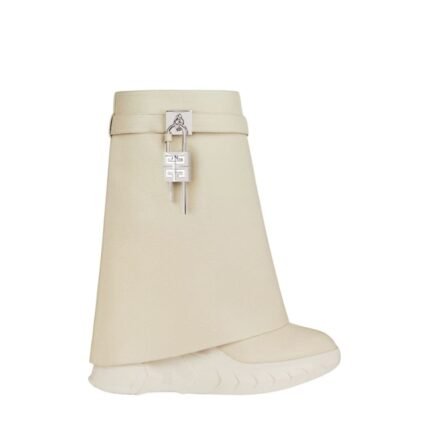 GIVENCHY SHARK LOCK ANKLE BOOTS IN GRAINED LEATHER