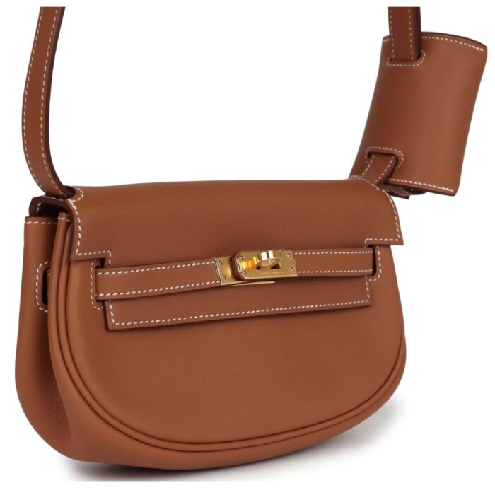 HERMÈS KELLY MOOVE GOLD SWIFT GOLD HARDWARE